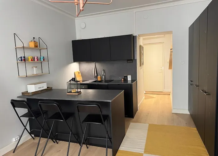 Cozy In Ullanlinna With Location Helsinki